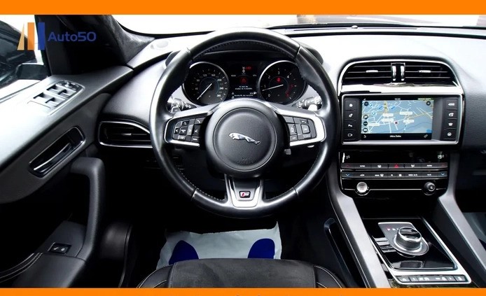 Jaguar F-Pace cena 145555 przebieg: 97010, rok produkcji 2016 z Poznań małe 781